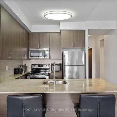 225,&nbsp;Sackville, Regent Park, Toronto