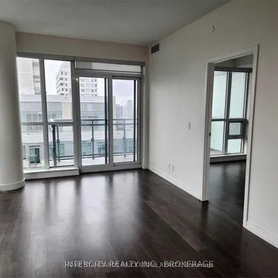89,&nbsp;Dunfield, Mount Pleasant West, Toronto