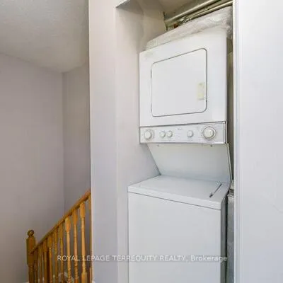 11,&nbsp;Crawford, Niagara, Toronto