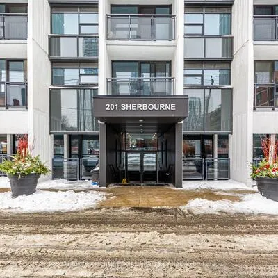 201,&nbsp;Sherbourne, Moss Park, Toronto