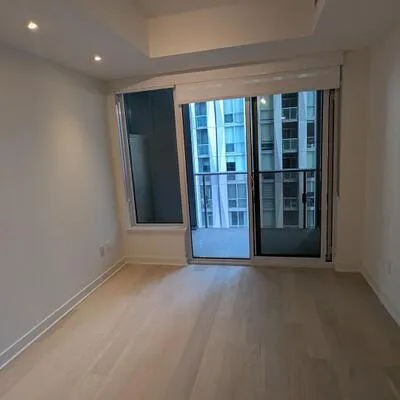 11,&nbsp;Yorkville, Annex, Toronto
