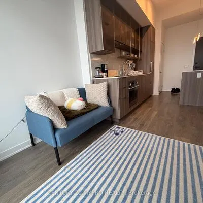 15,&nbsp;Holmes, Willowdale East, Toronto