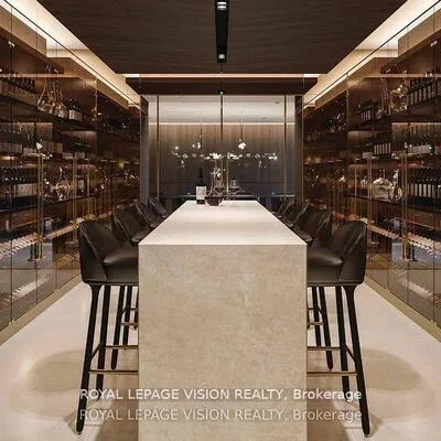 1315,&nbsp;Bay, Annex, Toronto