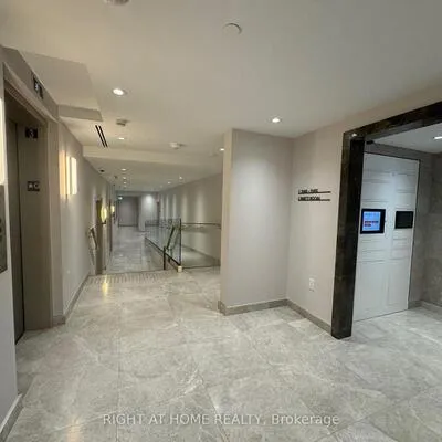 3,&nbsp;Strathgowan, Lawrence Park South, Toronto