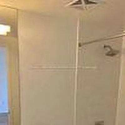 25,&nbsp;Cole, Regent Park, Toronto