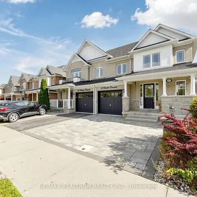 18,&nbsp;Yonge, Waterfront Communities C1, Toronto