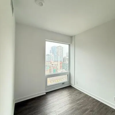 88,&nbsp;Queen, Church-Yonge Corridor, Toronto