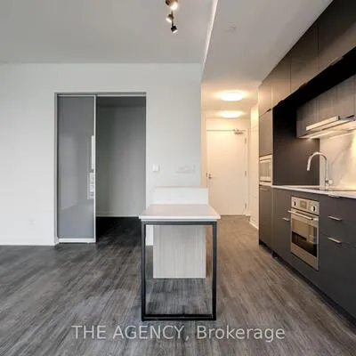 185,&nbsp;ALBERTA, Oakwood Village, Toronto