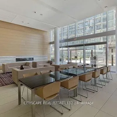 29,&nbsp;Queens, Waterfront Communities C1, Toronto