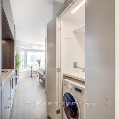 155,&nbsp;Yorkville, Annex, Toronto