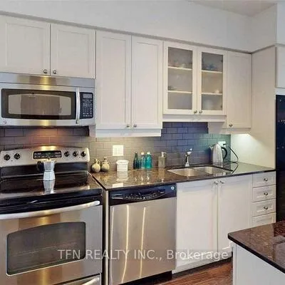 2191,&nbsp;Yonge, Mount Pleasant West, Toronto