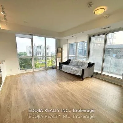 38,&nbsp;Forest Manor, Henry Farm, Toronto
