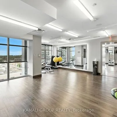 501,&nbsp;St Clair, Casa Loma, Toronto