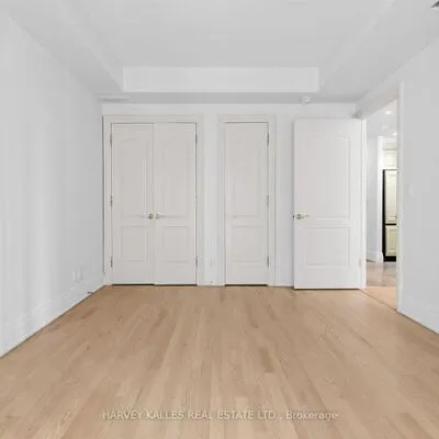 33,&nbsp;Delisle, Yonge-St. Clair, Toronto