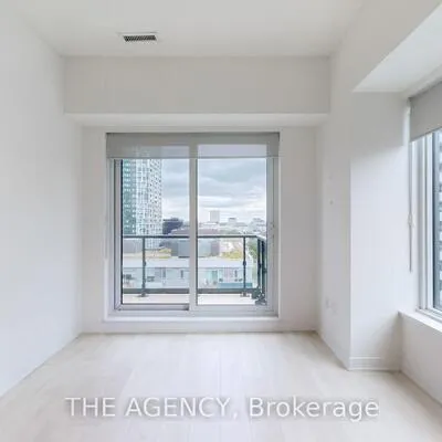 35,&nbsp;Tubman, Regent Park, Toronto