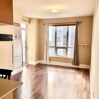 100,&nbsp;Harrison Garden, Willowdale East, Toronto