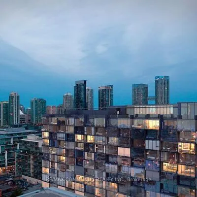 629,&nbsp;King, Waterfront Communities C1, Toronto