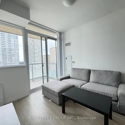 50,&nbsp;Dunfield, Mount Pleasant West, Toronto