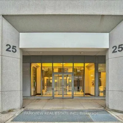 25,&nbsp;Lower Simcoe, Waterfront Communities C1, Toronto