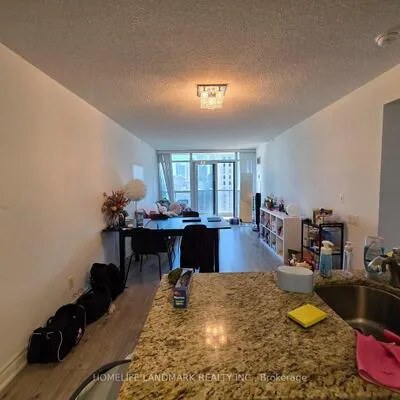 21,&nbsp;Carlton, Church-Yonge Corridor, Toronto