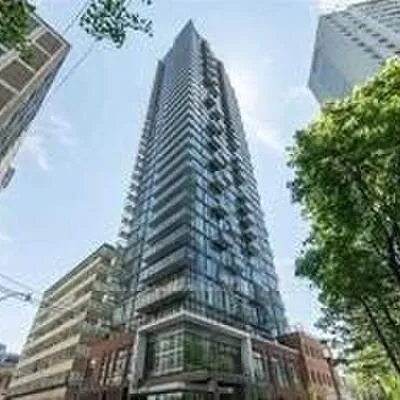 75,&nbsp;St Nicholas, Bay Street Corridor, Toronto