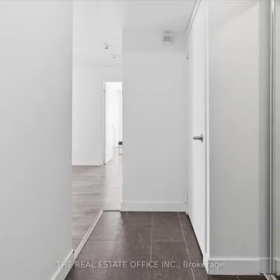 15,&nbsp;Fort York, Waterfront Communities C1, Toronto