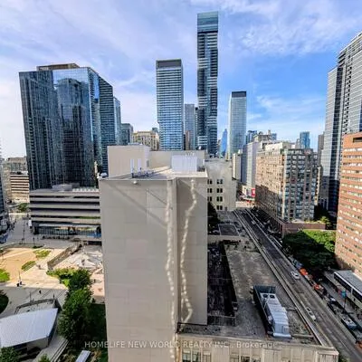 386,&nbsp;Yonge, Bay Street Corridor, Toronto