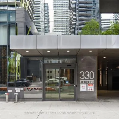 330,&nbsp;Richmond, Waterfront Communities C1, Toronto