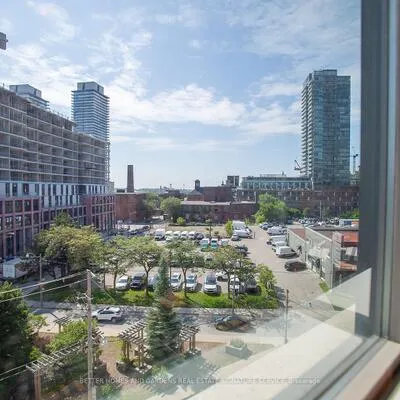 90,&nbsp;Trinity, Moss Park, Toronto