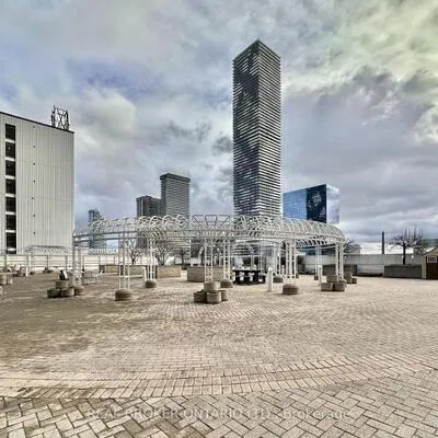 25,&nbsp;The Esplanade, Waterfront Communities C8, Toronto