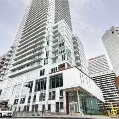 33,&nbsp;Helendale, Yonge-Eglinton, Toronto