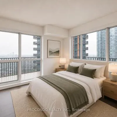18,&nbsp;Esther Shiner, Bayview Village, Toronto