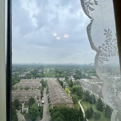 10,&nbsp;Northtown, Willowdale East, Toronto