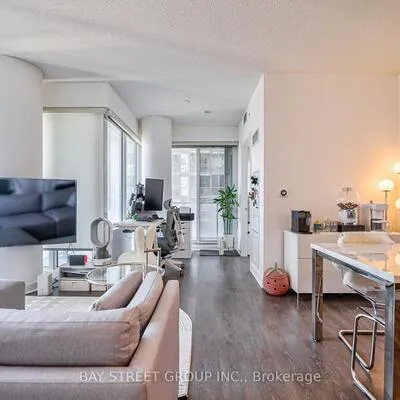 115,&nbsp;Blue Jays, Waterfront Communities C1, Toronto