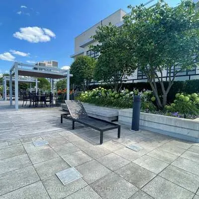 21,&nbsp;Clairtrell, Willowdale East, Toronto
