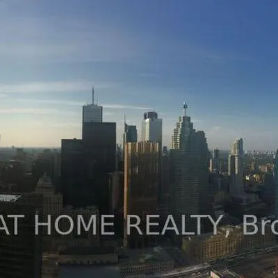 100,&nbsp;Harbour, Waterfront Communities C1, Toronto