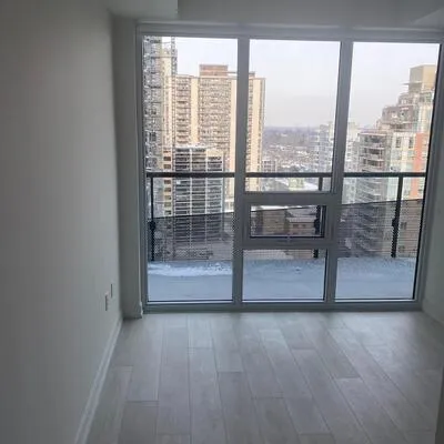 117,&nbsp;Broadway, Mount Pleasant West, Toronto