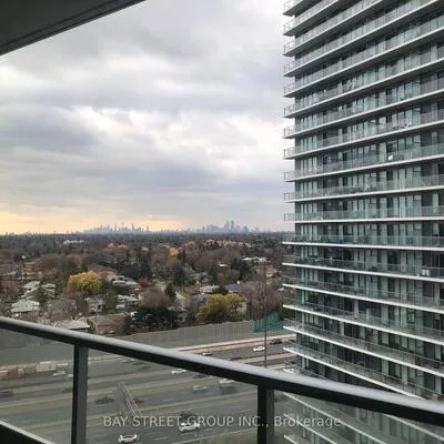 117,&nbsp;Mcmahon, Bayview Village, Toronto