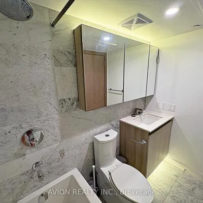 19,&nbsp;Bathurst, Waterfront Communities C1, Toronto
