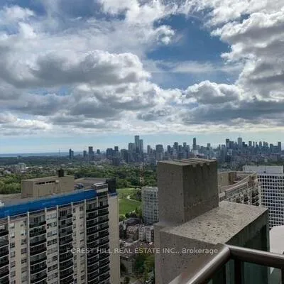 320,&nbsp;Tweedsmuir, Forest Hill South, Toronto
