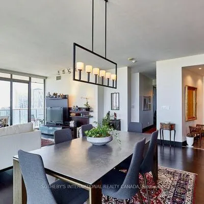 33,&nbsp;Lombard, Church-Yonge Corridor, Toronto
