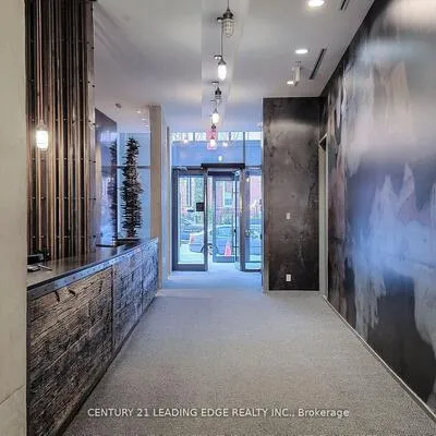 5,&nbsp;St Joseph, Bay Street Corridor, Toronto