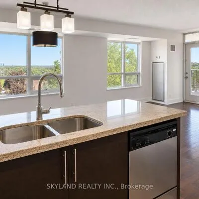 676,&nbsp;Sheppard, Bayview Village, Toronto