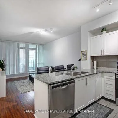 16,&nbsp;Yonge, Waterfront Communities C1, Toronto