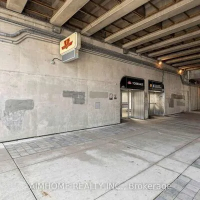 88,&nbsp;Turtle Island, Englemount-Lawrence, Toronto