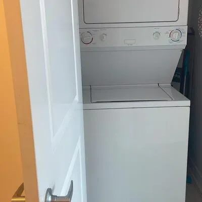 2885,&nbsp;Bayview, Bayview Village, Toronto
