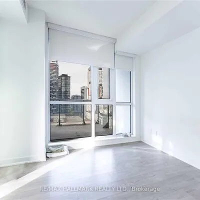 30,&nbsp;Nelson, Waterfront Communities C1, Toronto