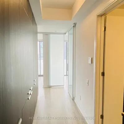 50,&nbsp;Charles, Church-Yonge Corridor, Toronto