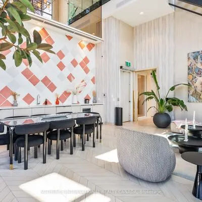 200,&nbsp;Redpath, Mount Pleasant East, Toronto