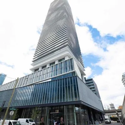 138,&nbsp;DOWNES, Waterfront Communities C8, Toronto